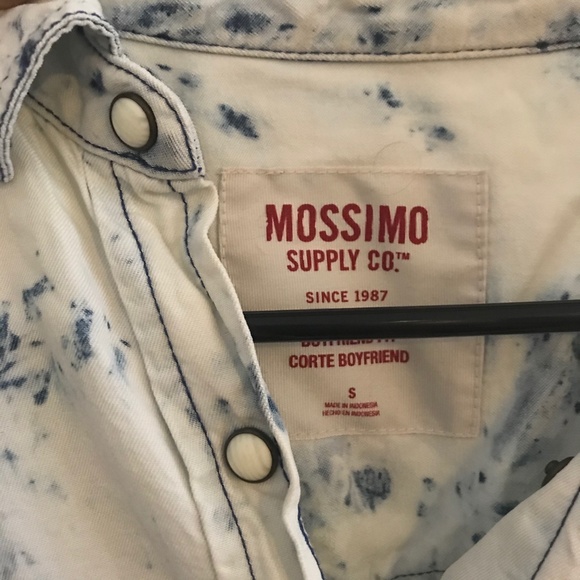 Mossimo Acid Wash Button Up Shirt - Picture 4 of 4